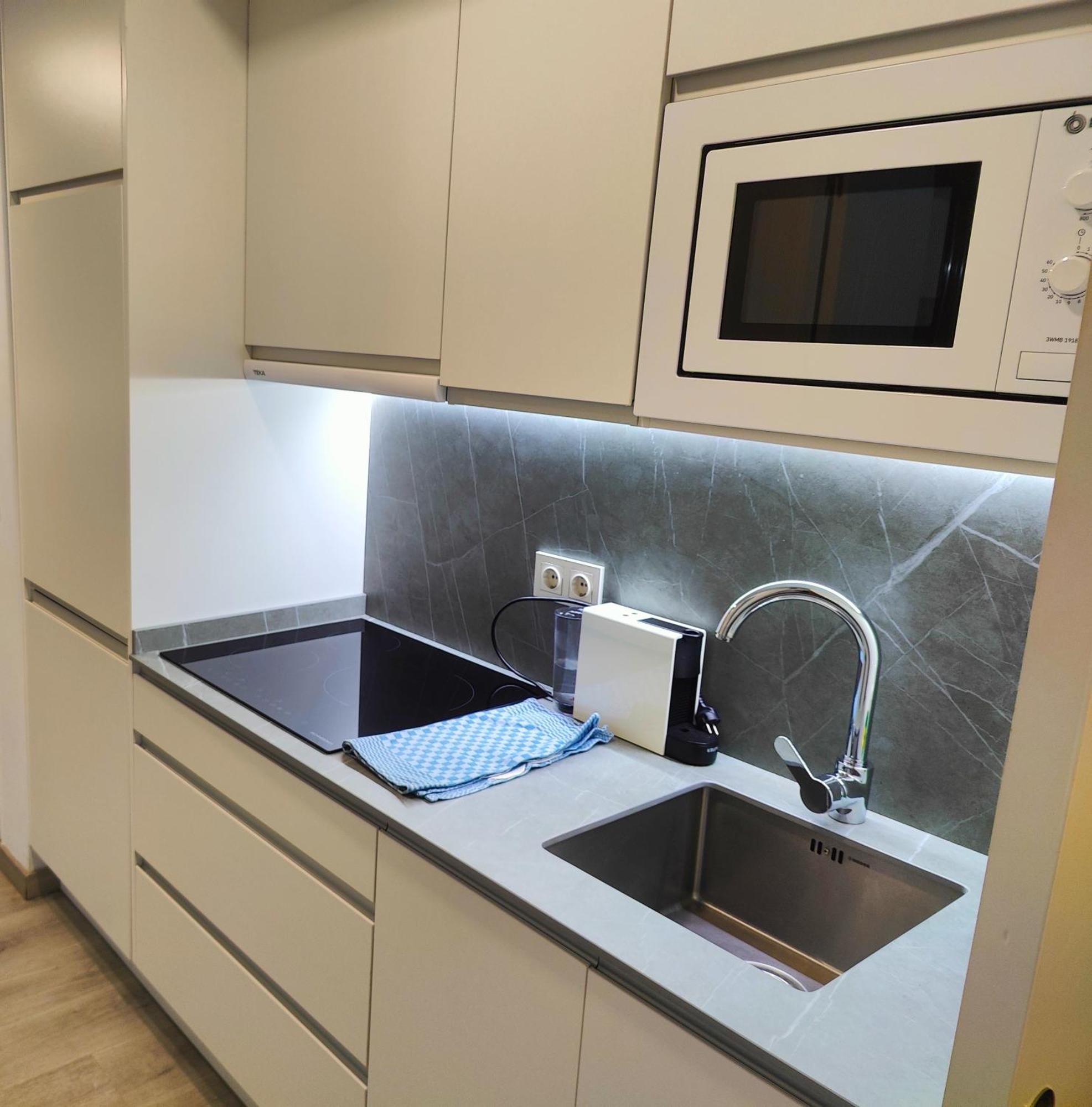 Exclusive Quietness In The Heart Of Madrid With Public Parking, Breakfast, 2 Bathrooms Екстер'єр фото