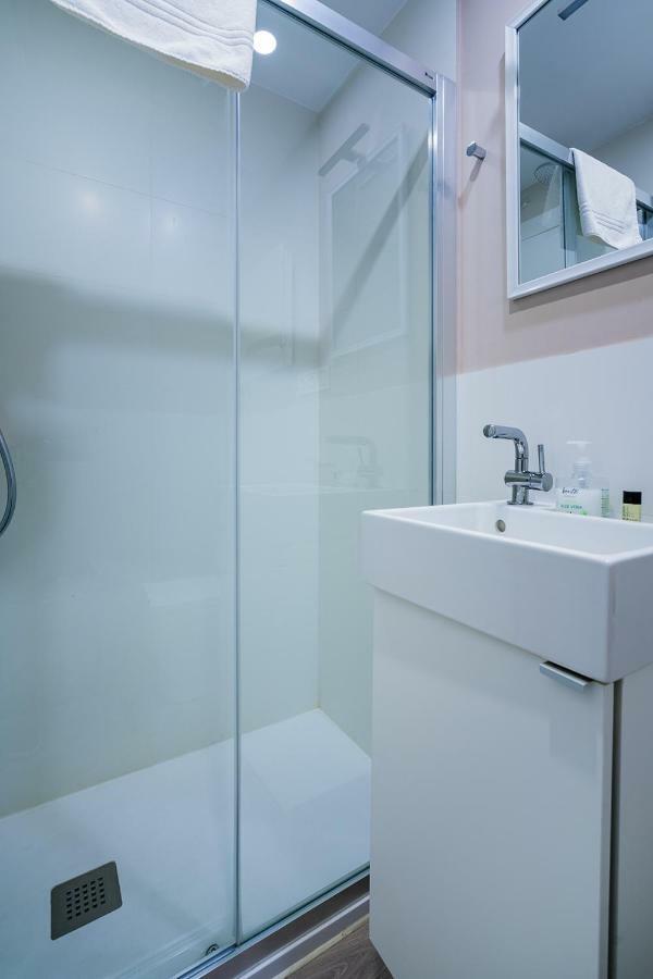 Exclusive Quietness In The Heart Of Madrid With Public Parking, Breakfast, 2 Bathrooms Екстер'єр фото